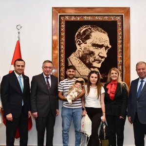 Isparta Aile ve Sosyal Hizmetler İl Müdürlüğümüz ile Mehir Aile Platformu Isparta İl Temsilciliği iş birliğinde, Evlenecek Gençlerin Desteklenmesi Projesi kapsamında bebek sahibi ailelerimizle kahvaltı programında bir araya geldik. - fotoğraf 6