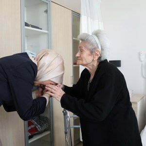 Bakanımız Göktaş, Göztepe Semiha Şakir Huzurevi Yaşlı Bakım ve Rehabilitasyon Merkezi'nin açılışına katıldı - fotoğraf 13