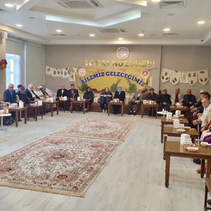 Tokat Huzurevi’nde Sevgi ve Kuşaklararası Bağlarla Dolu 1 Ekim Coşkusu - fotoğraf 3