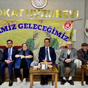Tokat Huzurevi’nde Sevgi ve Kuşaklararası Bağlarla Dolu 1 Ekim Coşkusu - fotoğraf 5