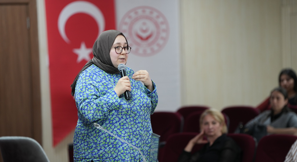 Aile İçi İletişim, Çatışma Yönetimi ve Etkili Çözüm Stratejileri Eğitimi Düzenlendi
