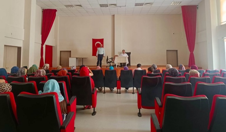 🌹 Gönüller Mevlid-i Nebi’nin Manevi İkliminde Buluştu