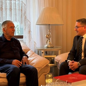 65 Yıllık Sevgi ve Vefa: Kayalar Çifti Ziyaret Edildi - fotoğraf 1