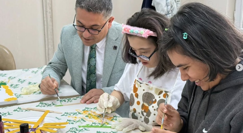 İl Müdürümüz Adem YÜCEL, Özel Gereksinimli Bireylerimizle Bir Araya Geldi