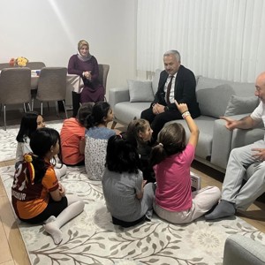 İl Müdürümüzden Çocuk Evlerimize Ziyaret - fotoğraf 1