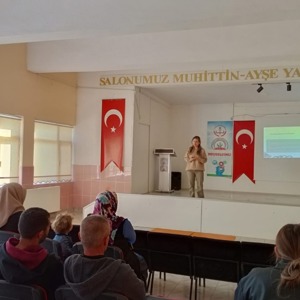 Gülşehir Karacaşar Ortaokulu Velilerine Seminer Düzenlendi - fotoğraf 1
