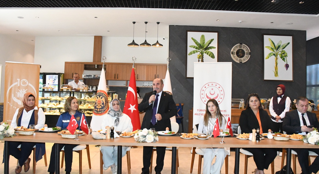 Dünya Kız Çocukları Günü Kapsamında Kahvaltı Etkinliği Düzenlendi