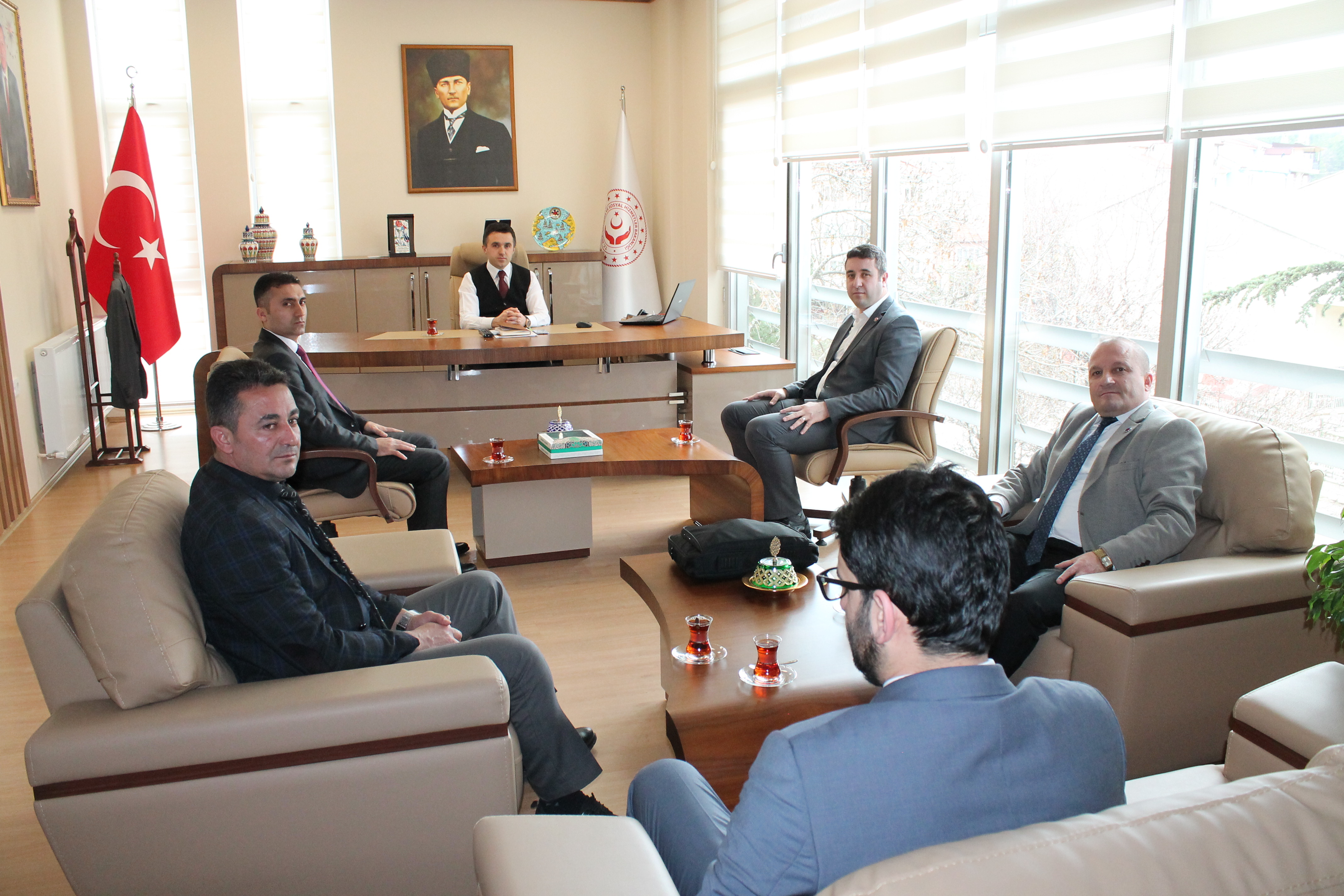 Gazi, Gazi ve Şehit Yakınları ile Tüm Vatansever Kamu Görevlileri Konfederasyonu’ndan İl Müdürümüz Ömer TURAN’a Ziyaret