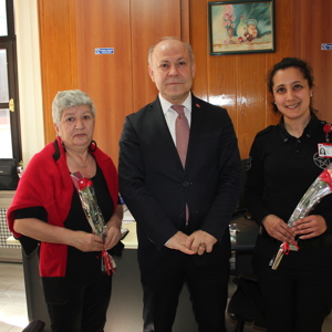 İl Müdürlüğü personeline “Kadınlar Günü” sürprizi  - fotoğraf 5