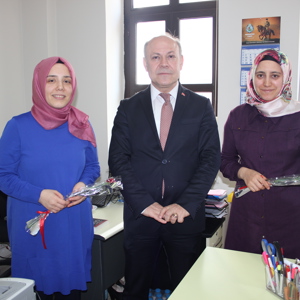 İl Müdürlüğü personeline “Kadınlar Günü” sürprizi  - fotoğraf 9