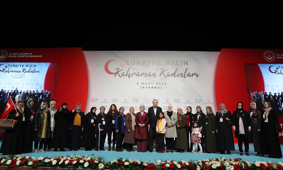 8 Mart Dünya Kadınlar Günü programı Cumhurbaşkanımızın katılımıyla Haliç Kongre Merkezi’nde gerçekleştirildi.