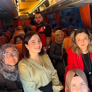 Çanakkale, Bursa ve Eskişehir gezi programına katılacak kıymetli şehit annelerimiz, İl Müdür Yardımcımız Sayın Anıl KELEŞ ve Şube Müdürümüz Sayın Hasret ÖZ tarafından yolcu edildi. - fotoğraf 1