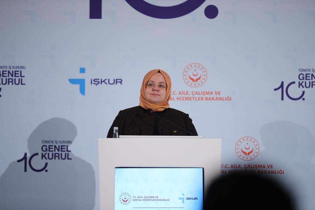 Bakan Selçuk: “Kısa Çalışma Ödeneği Başvuruları Yarın Başlıyor”