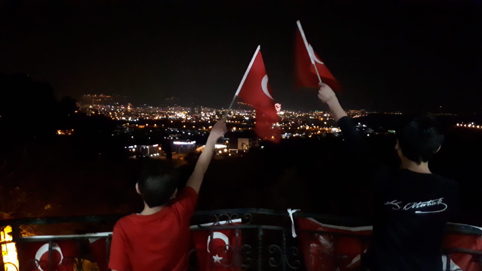 7'den 77'ye İstiklal Marşımızı Söyledik