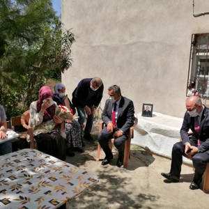İl Müdürümüz Tekin BALCI, Samsun Valisi Sn. Osman KAYMAK ile birlikte Şehit Annesinin Anneler Günü’nü kutladı - fotoğraf 6