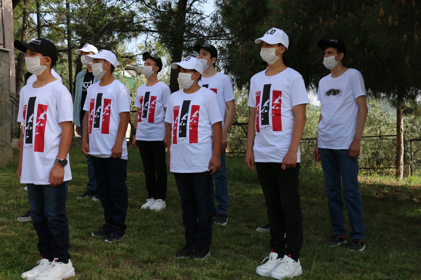 19.19 ‘da Çocuk Kuruluşlarımızla İstiklal Marşımızı Okuduk