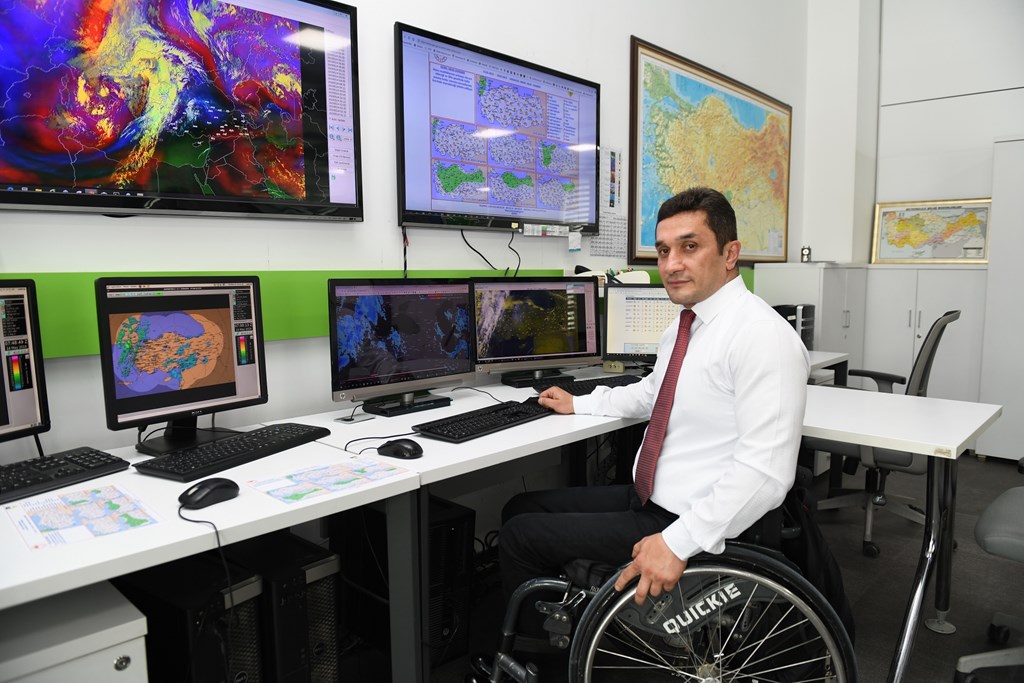  Bakan Selçuk: “402 Bin Engellimizin İşe Yerleşmesine Aracılık Ettik”