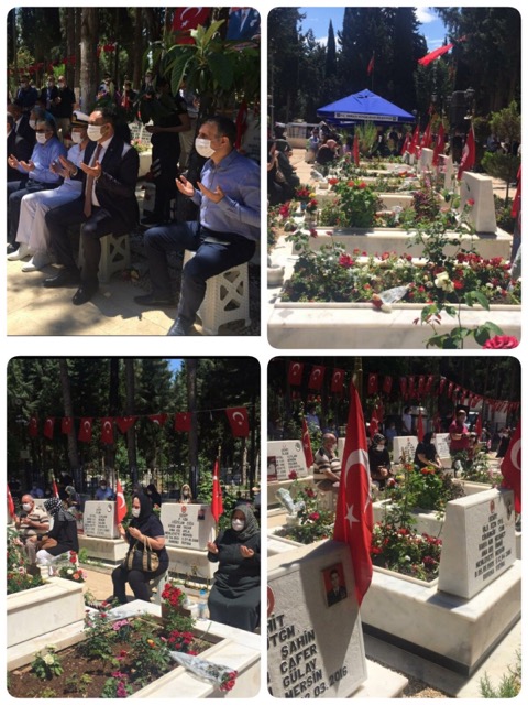 Bayram Sabahı Aziz Şehitlerimizi Rahmet ve Dua ile Andık