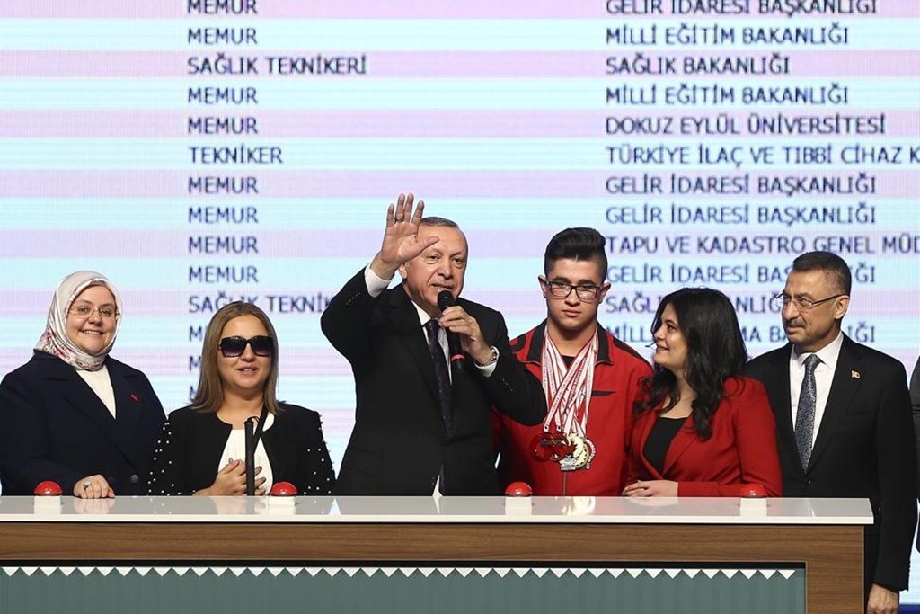 Bakan Selçuk: “Devlet Korumasından Yararlanmış Gençlerimiz İçin 1.343 Kadroya Yerleştirme İşlemi Yapacağız”