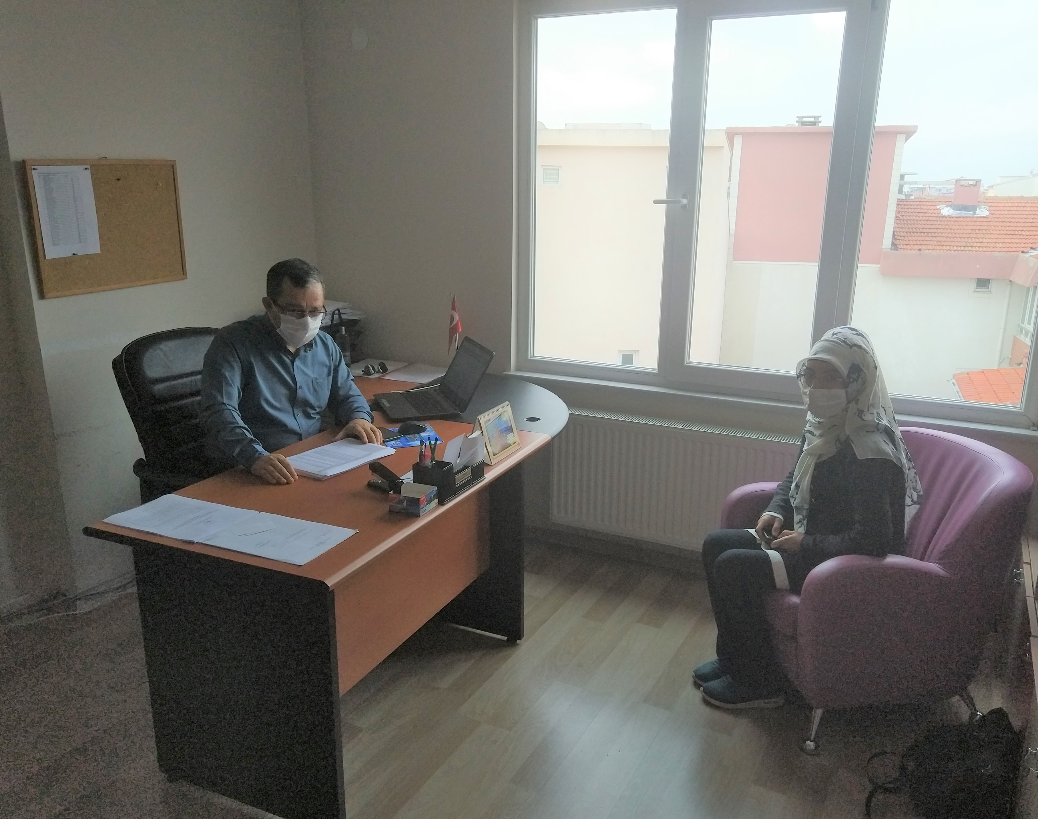 2828 sayılı Sosyal Hizmetler Kanunu kapsamında istihdam edilecek hak sahiplerinin tercih işlemleri başlamış olup hak sahiplerine İl müdürlüğümüz personelince rehberlik yapılmaktadır. 