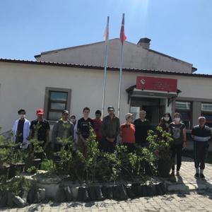 Ardahan Engelsiz Yaşam Bakım ve Rehabilitasyon Merkezi ve Aile Danışma Merkezinin Çevre Günü Etkinliği - fotoğraf 2