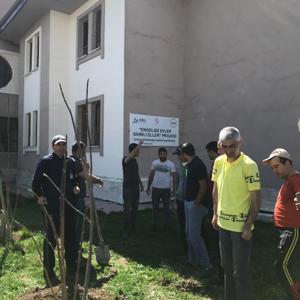 Ardahan Engelsiz Yaşam Bakım ve Rehabilitasyon Merkezi ve Aile Danışma Merkezinin Çevre Günü Etkinliği - fotoğraf 3