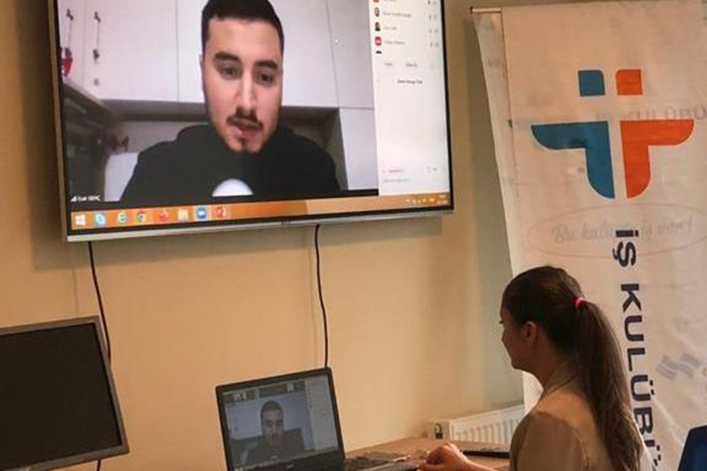 İş Kulüplerinde 2.613 Gencimize Çevrimiçi Eğitim Verdik