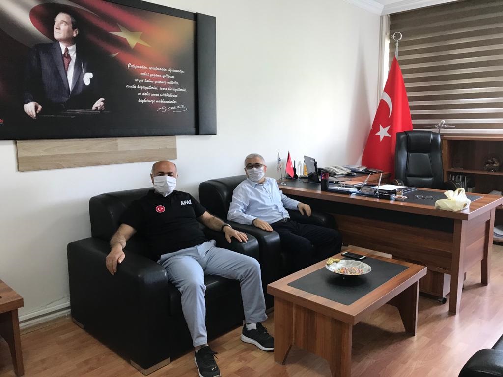 İl Müdürü Faruk UYSAL Kırklareli İl Afet ve Acil Durum Müdürü Muhsin ÖZER’i ziyaret etti.