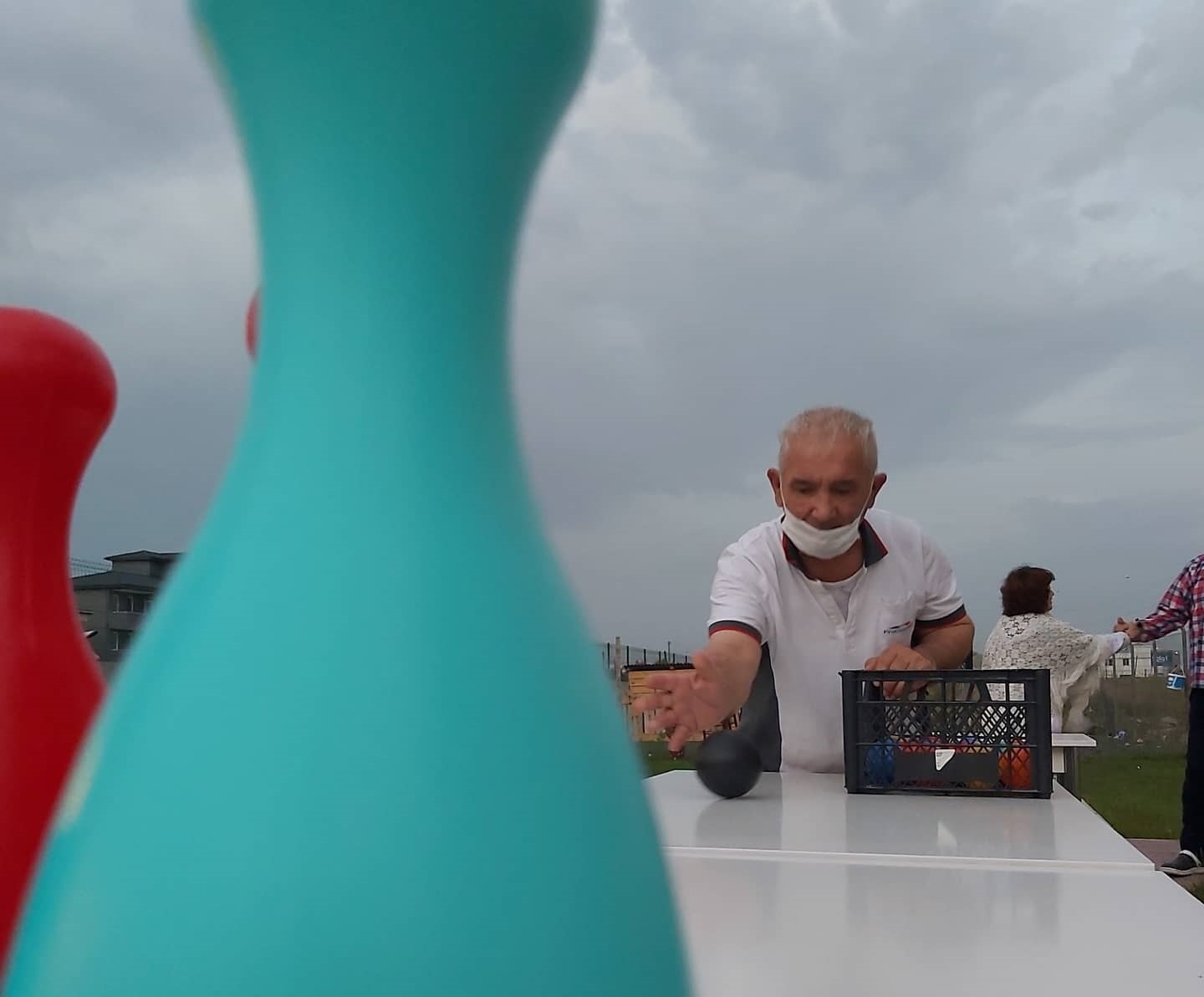 Yarışmanın Sonunda "Dürüstlük ve Arkadaşlık" Kazandı.