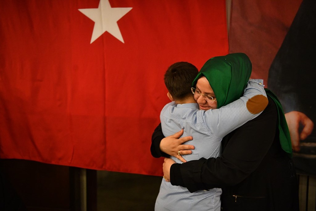 Koruyucu Aile Seferberliği, Türkiye Sınırlarını Aştı