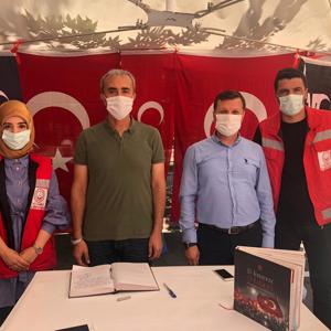 15 Temmuz Anı Defteri Standı Açıldı - fotoğraf 9