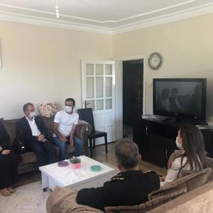 Kahraman Gazilerimizi ve 15 Temmuz Resim Sergisini Ziyaret Ettik - fotoğraf 11