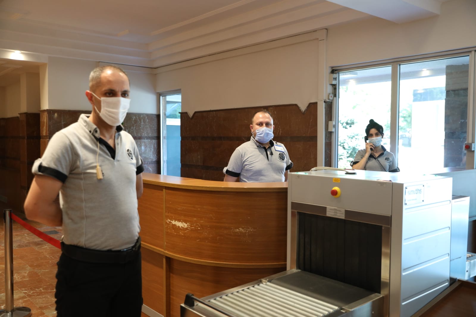 Bakan Selçuk: "Kamu İşçilerimizin 2020 Yılı İlave Tediyelerinin Üçüncü Ödemesi Bugün Gerçekleştirildi"