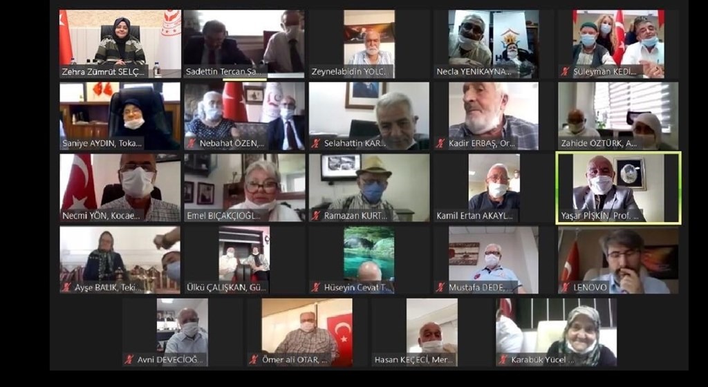 Minister SELÇUK celebrated the Eid al-Fitr of our elders in the care of institutions