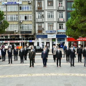 İl Müdürümüz Tekin Balcı 19 Eylül Gaziler Günü Programlarına Katıldı - fotoğraf 2