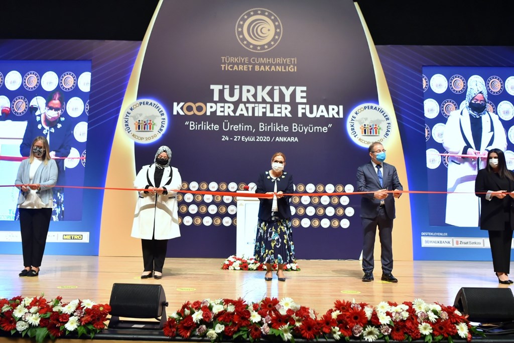 Bakanımız Selçuk, Türkiye Kooperatifler Fuarı Açılış Töreni'ne Katıldı