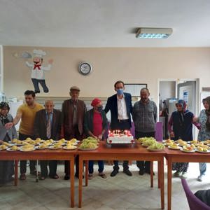 1 Ekim Dünya Yaşlılar Günü, Müdürlüğümüze bağlı Bafra 75. Yıl Huzurevinde kutlandı - fotoğraf 1