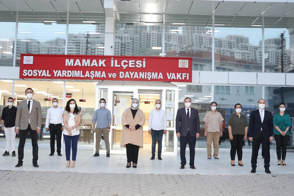 Bakan Selçuk: “Sosyal Yardımlaşma ve Dayanışma Vakıfları'na Periyodik Pay Olarak 186,8 Milyon TL Kaynak Aktardık”