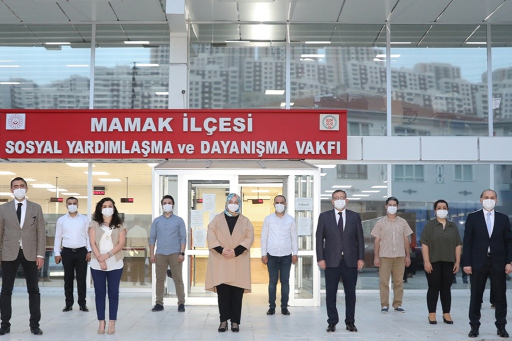 Bakan Selçuk: “Sosyal Yardımlaşma ve Dayanışma Vakıfları'na Periyodik Pay Olarak 186,8 Milyon TL Kaynak Aktardık”