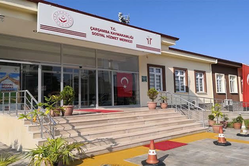 Sayın Bakanımız Zehra Zümrüt Selçuk: “81 ŞÖNİM ve 347 SHM’de ‘Kadın Hizmetleri İrtibat Noktaları’ Oluşturduk”