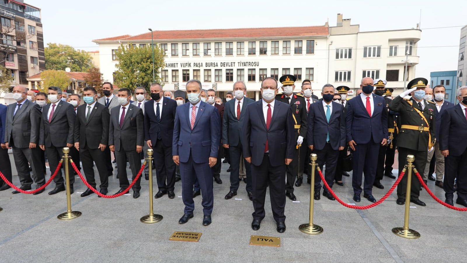 29 Ekim Cumhuriyet Bayramı’nın 97. Yılı Düzenlenen Törenle Kutlandı