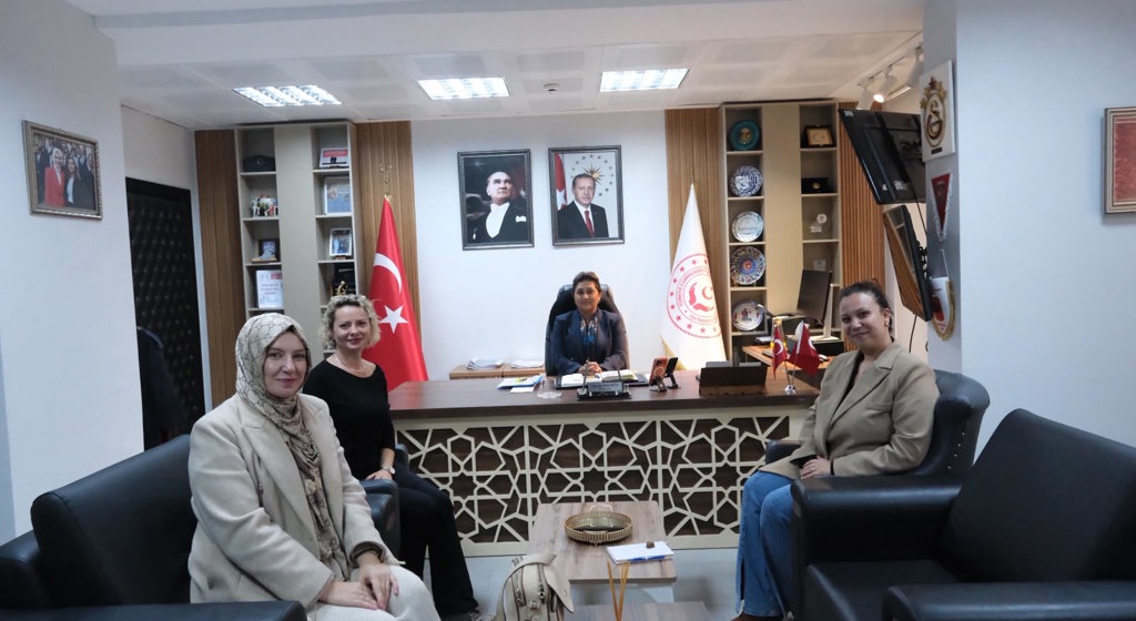 İSTİHDAM EDİLEN ÇALIŞMA ARKADAŞLARIMIZDAN İL MÜDÜRÜMÜZE ZİYARET