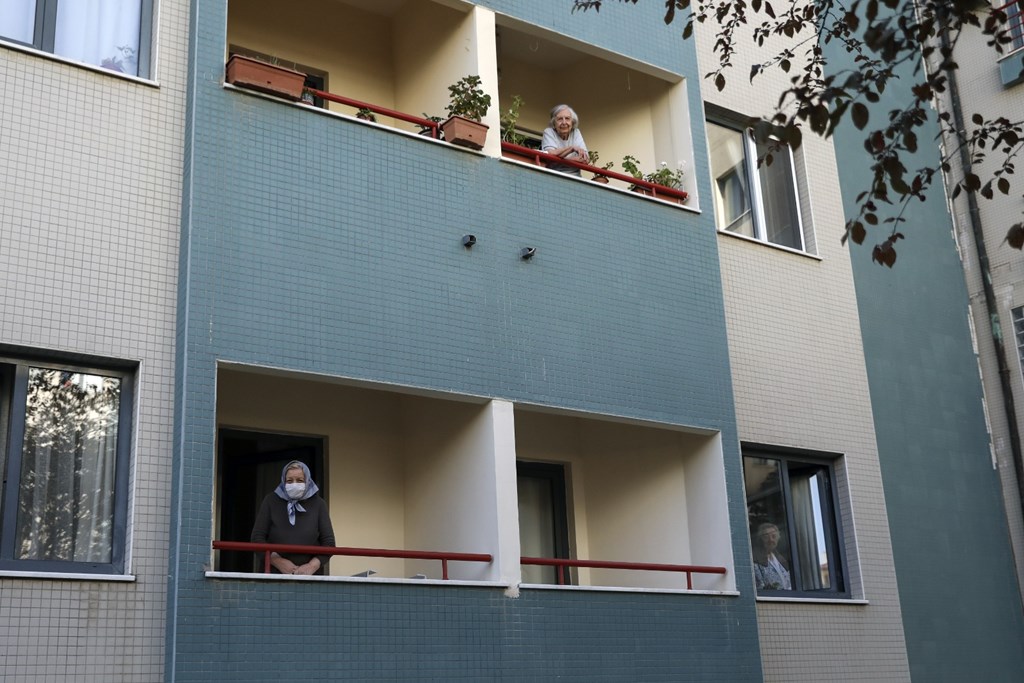 Minister SELÇUK: "During the Epidemic Period, we served 2,400 Disabled people and elderly people in our 89 Social Isolation Centers"