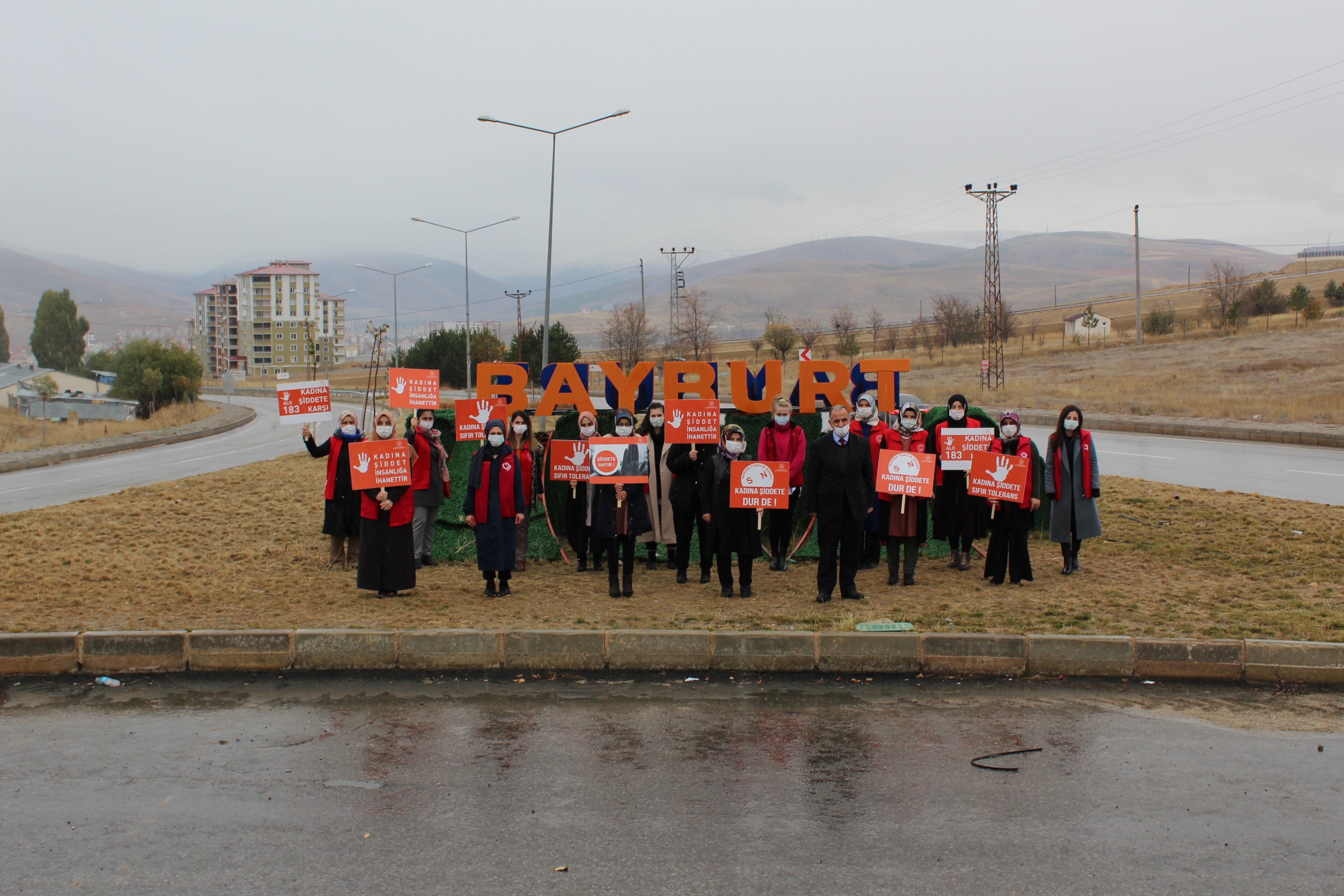 Bayburt "Kadın'a Şiddete Hayır" Diyor