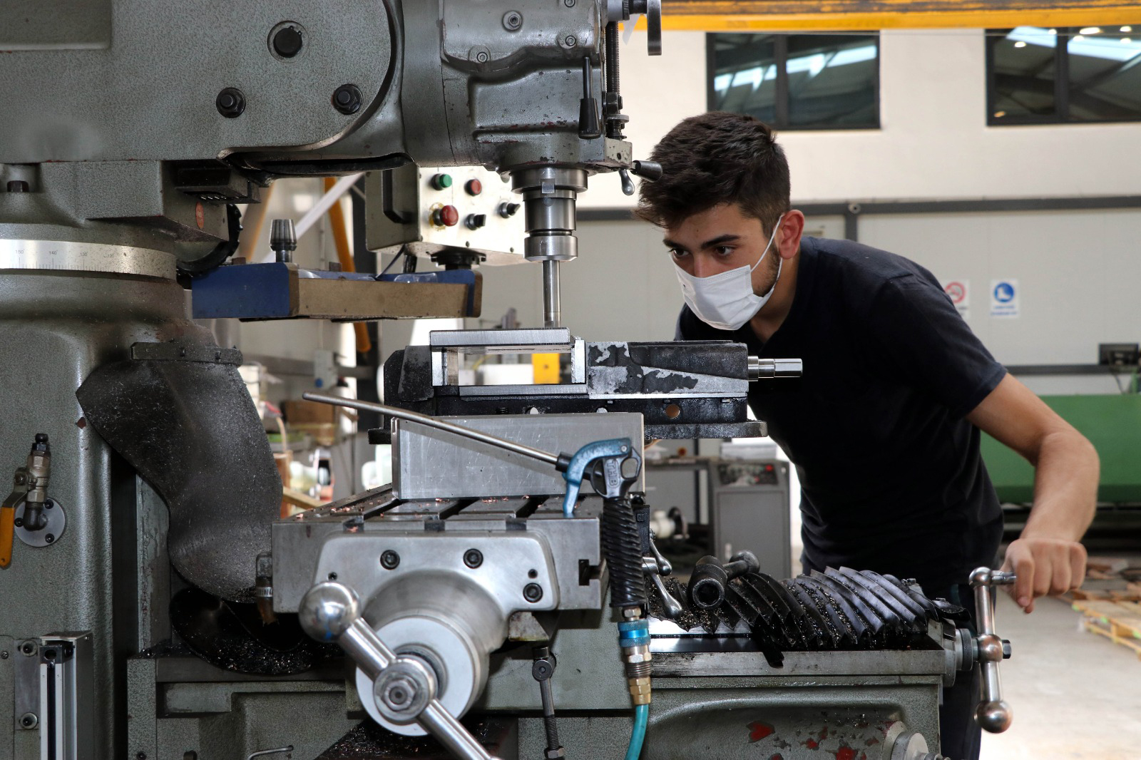 Bakan Selçuk; “Kasım Ayına İlişkin İşsizlik ve Kısa Çalışma Ödeneği Ödemeleri 4 Aralık’ta Yapılıyor”