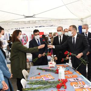 25 Kasım Kadına Yönelik Şiddetle Mücadele Günü Kapsamında Farkındalık Standı - fotoğraf 2