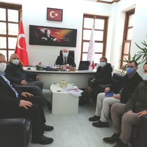 O.M.Ü. Sağlık Bilimleri Fakültesi Hemşirelik Bölümü Öğretim Görevlileri İl Müdürümüzü Makamında Ziyaret Etti - fotoğraf 1