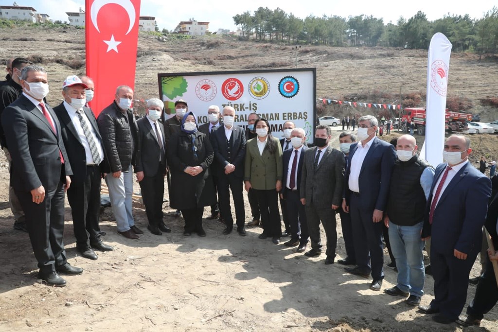 Bakan Selçuk, Hatay'da Çeşitli Ziyaretler Gerçekleştirdi