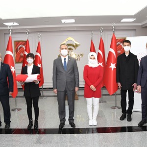 Şanlı Türk Bayrağı Şanlıurfa’dan Teslim Alınarak Gaziantep’e Uğurlandı - fotoğraf 3