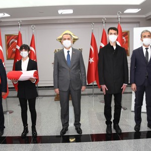 Şanlı Türk Bayrağı Şanlıurfa’dan Teslim Alınarak Gaziantep’e Uğurlandı - fotoğraf 4
